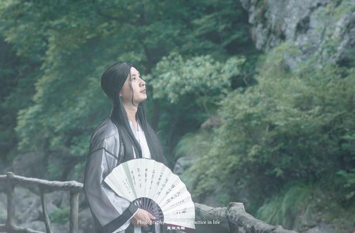 贵州:贵平高速南明河特大桥主墩封顶
